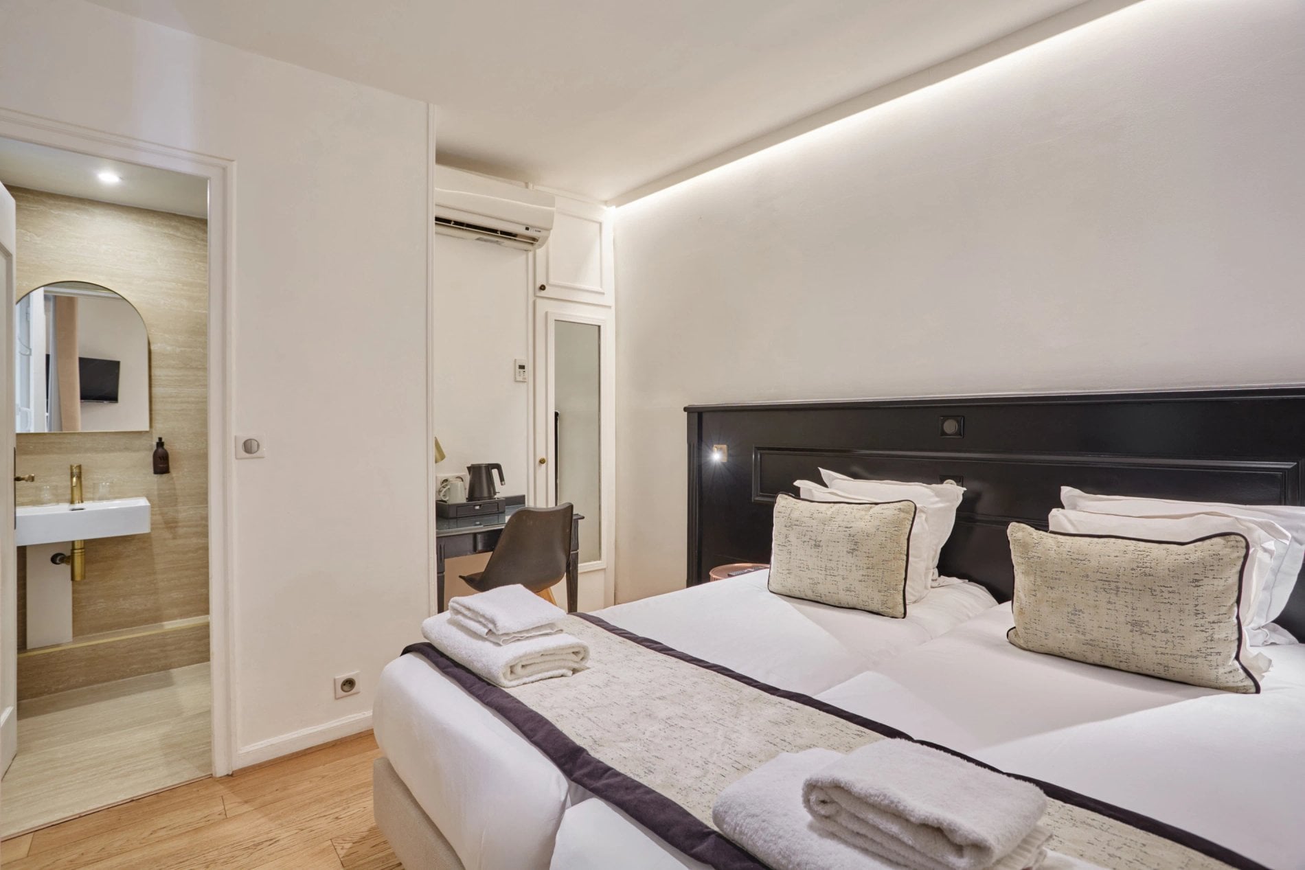 f433132c-34f1-41fc-9190-bb58545e1707