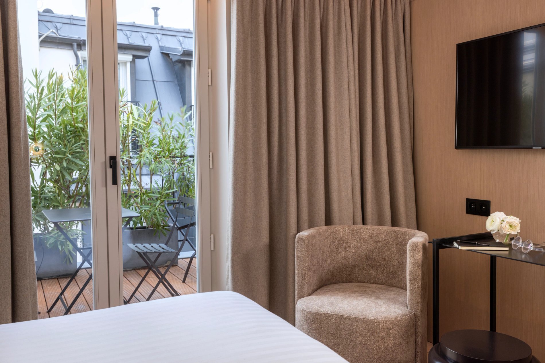 Hôtel ESTÉ Chambre Supérieure Terrasse Bureau