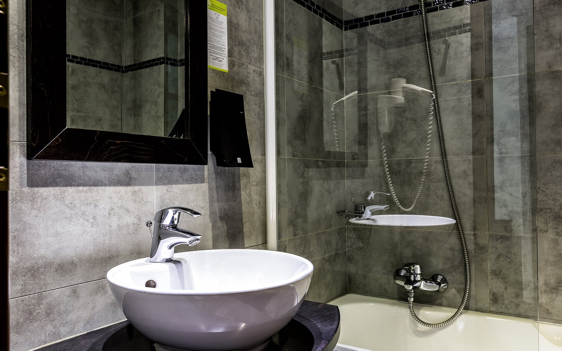 f6140b1d-f74d-466c-bbc1-1233f32aeba3