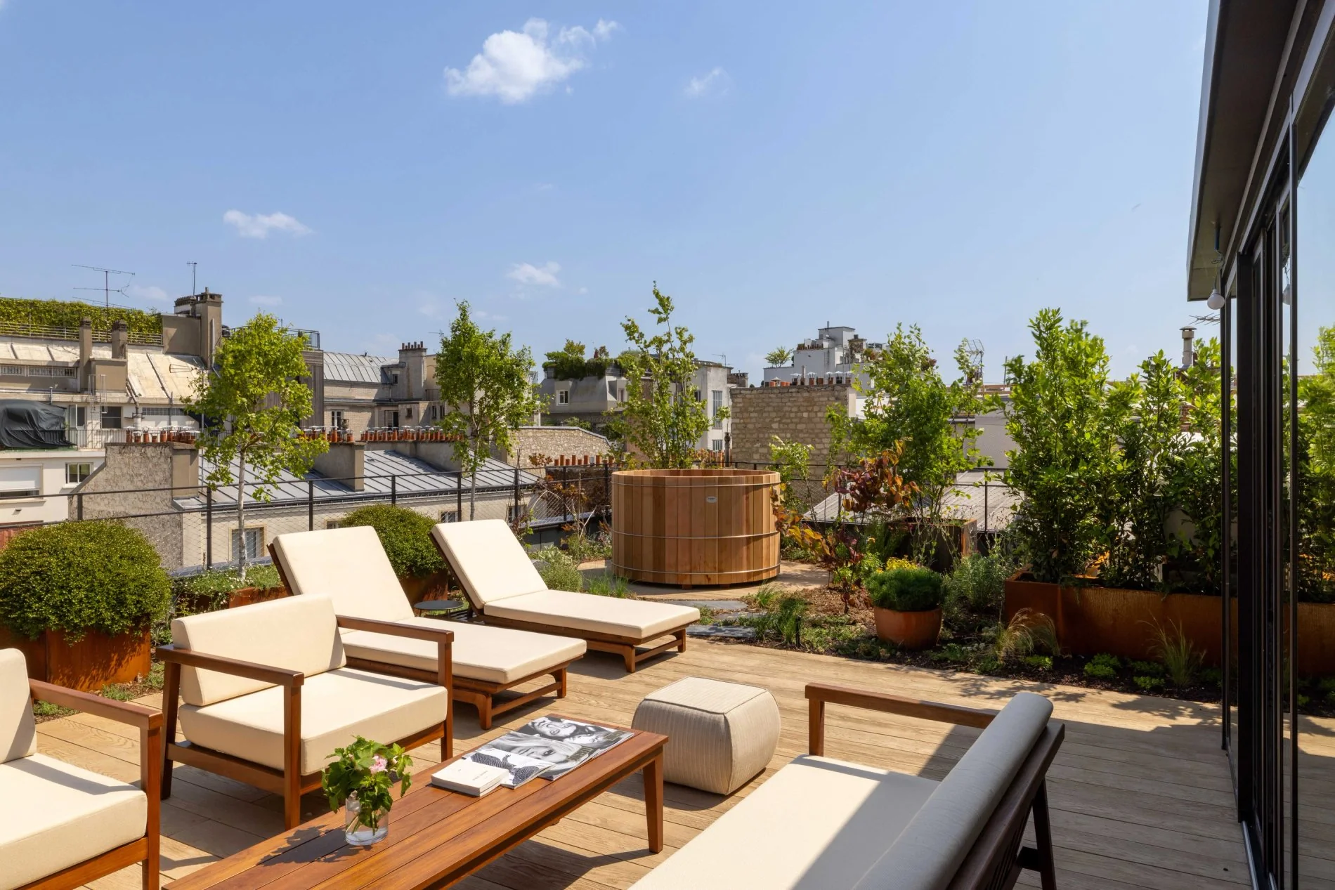 f68ea052-2e44-4e22-a4ba-c083cd9164fc