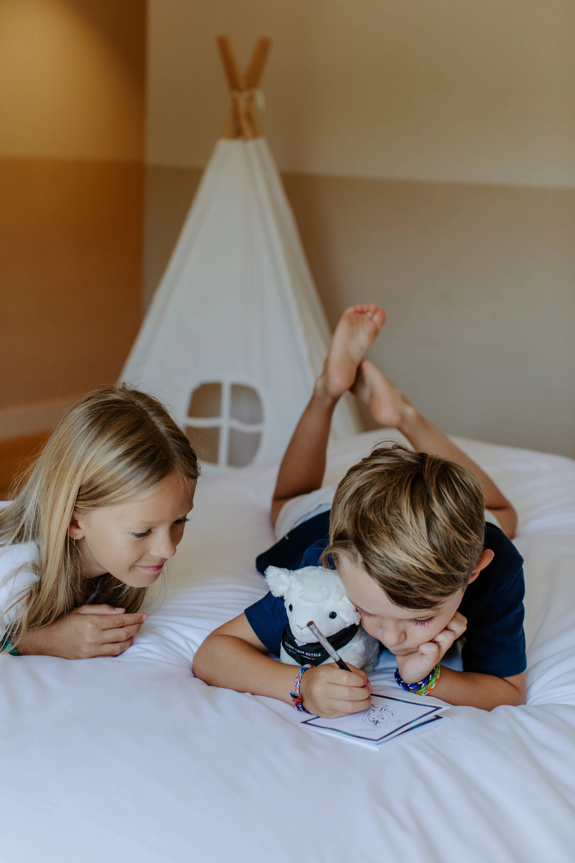 f6af2dd0-55e6-4ddb-8c95-18ddec43aa37