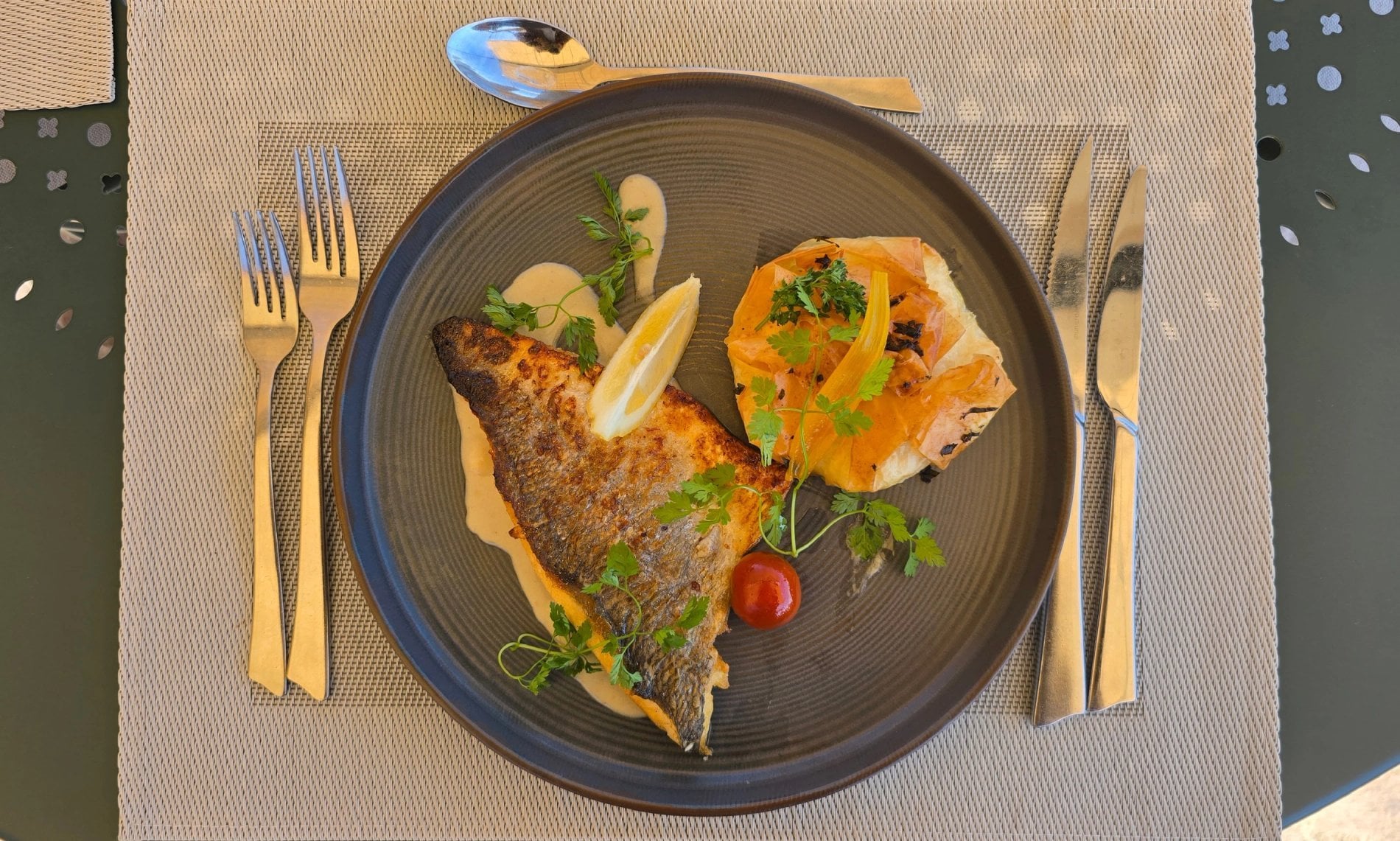 f6d23110-0402-4fe0-af3d-7eb02dd37427