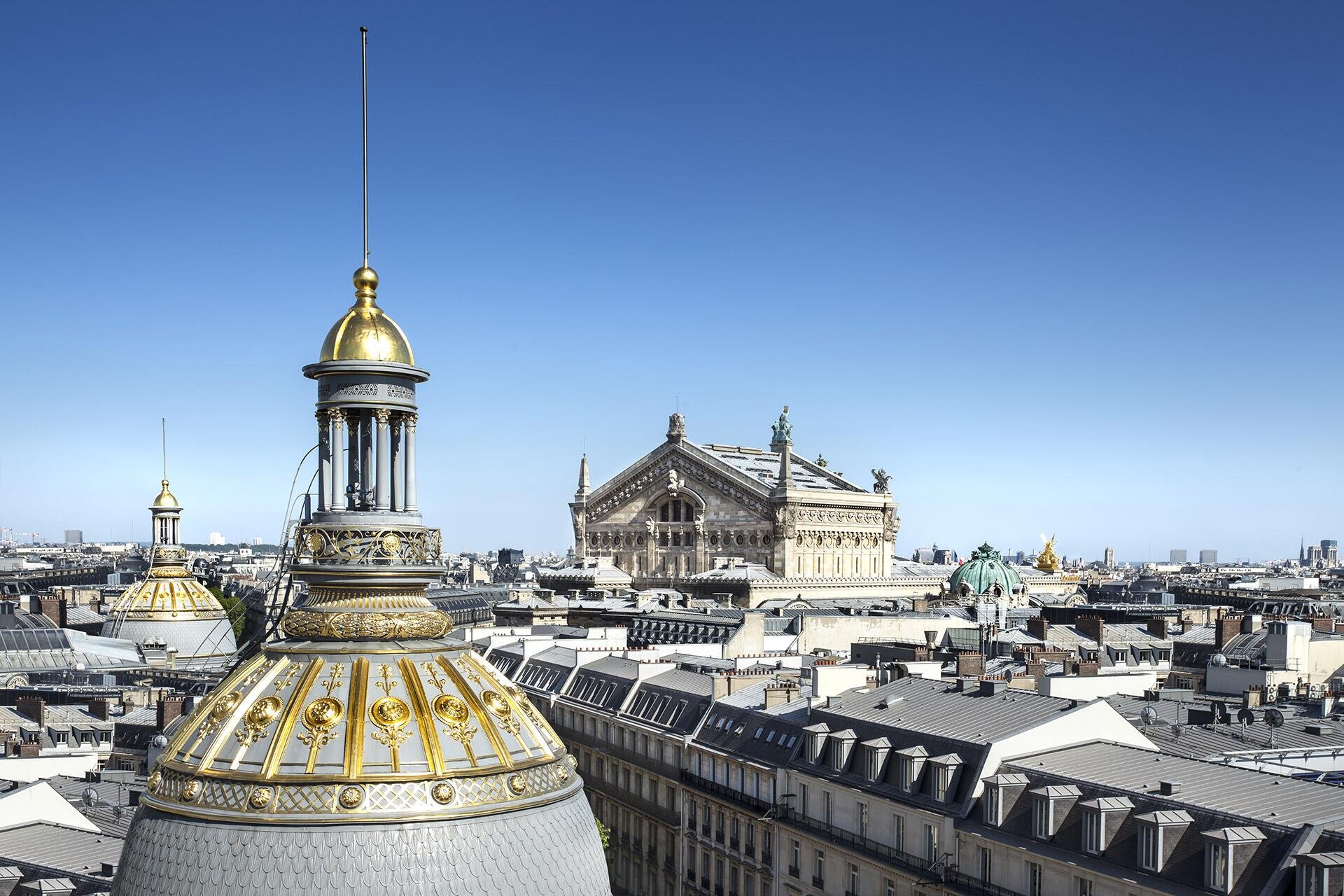 Maison Albar Hotels Le Diamond view on Paris rooftops