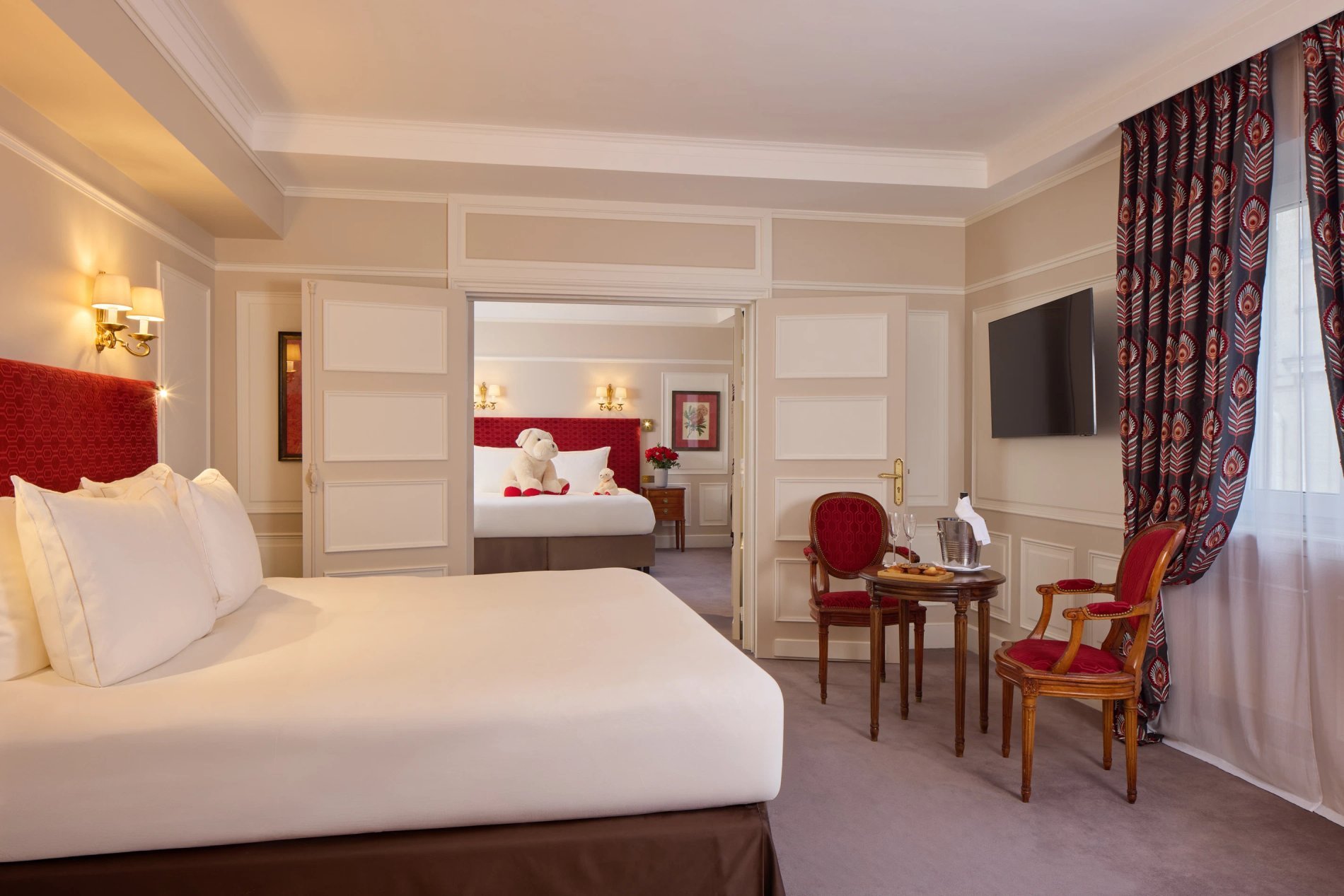 f7add673-4744-4bb7-86c8-f8cbc2fa7629