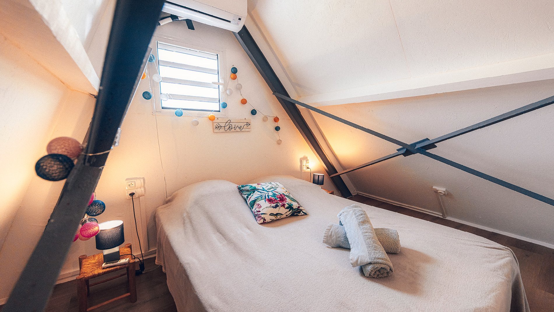 f7f99901-000a-4204-afbf-fd05d87489b2