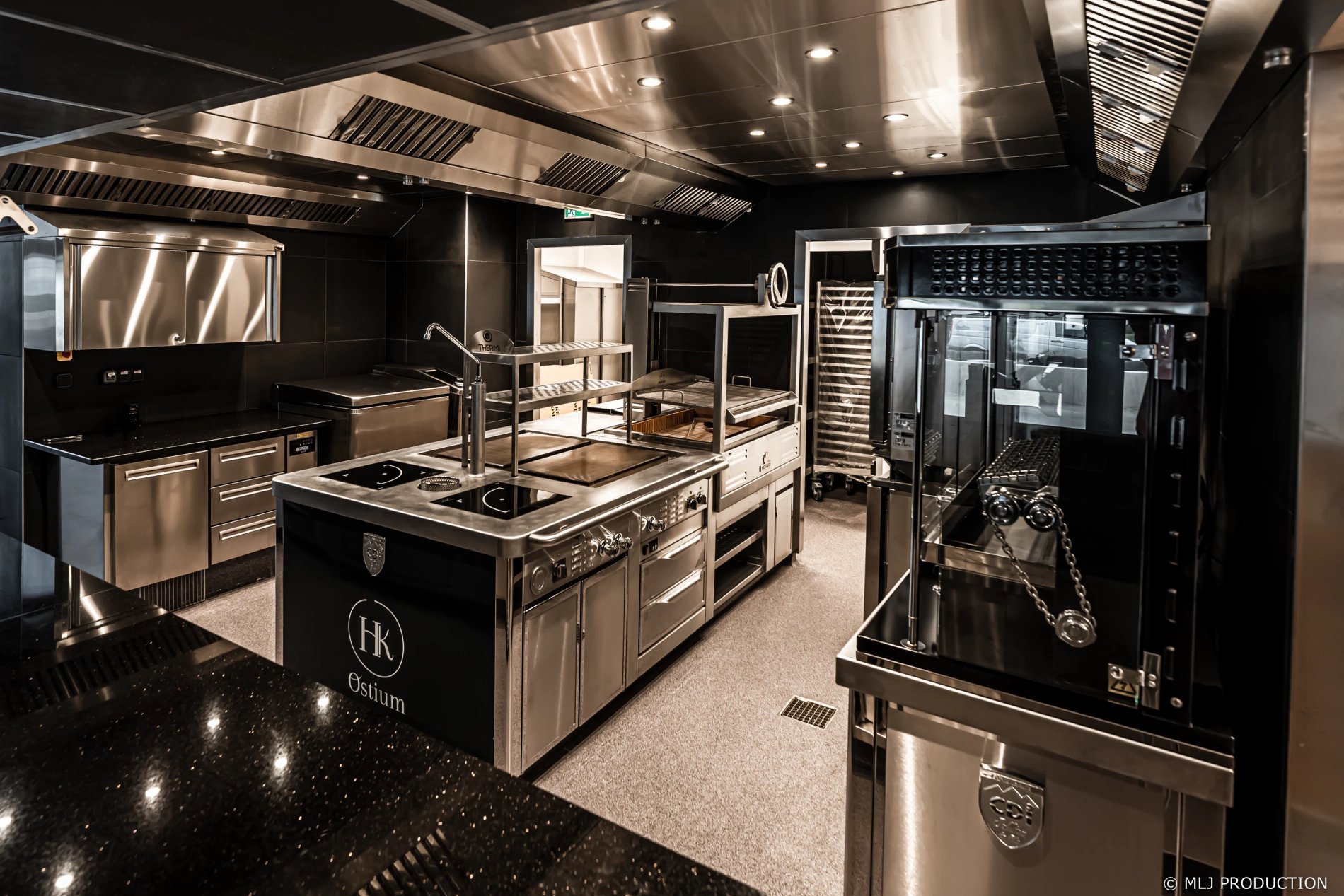 f7f9d7f1-9d92-4825-9787-9085e521e289