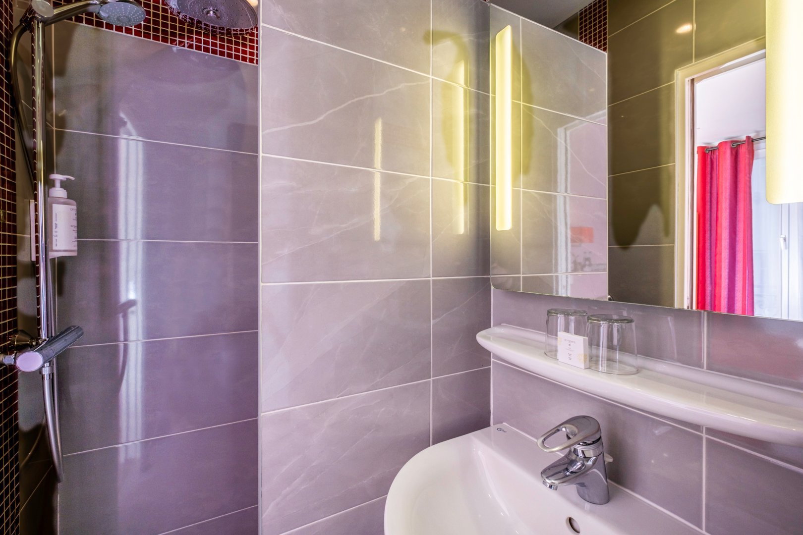 f84c6b69-92a1-4760-a0a4-fb1862914507