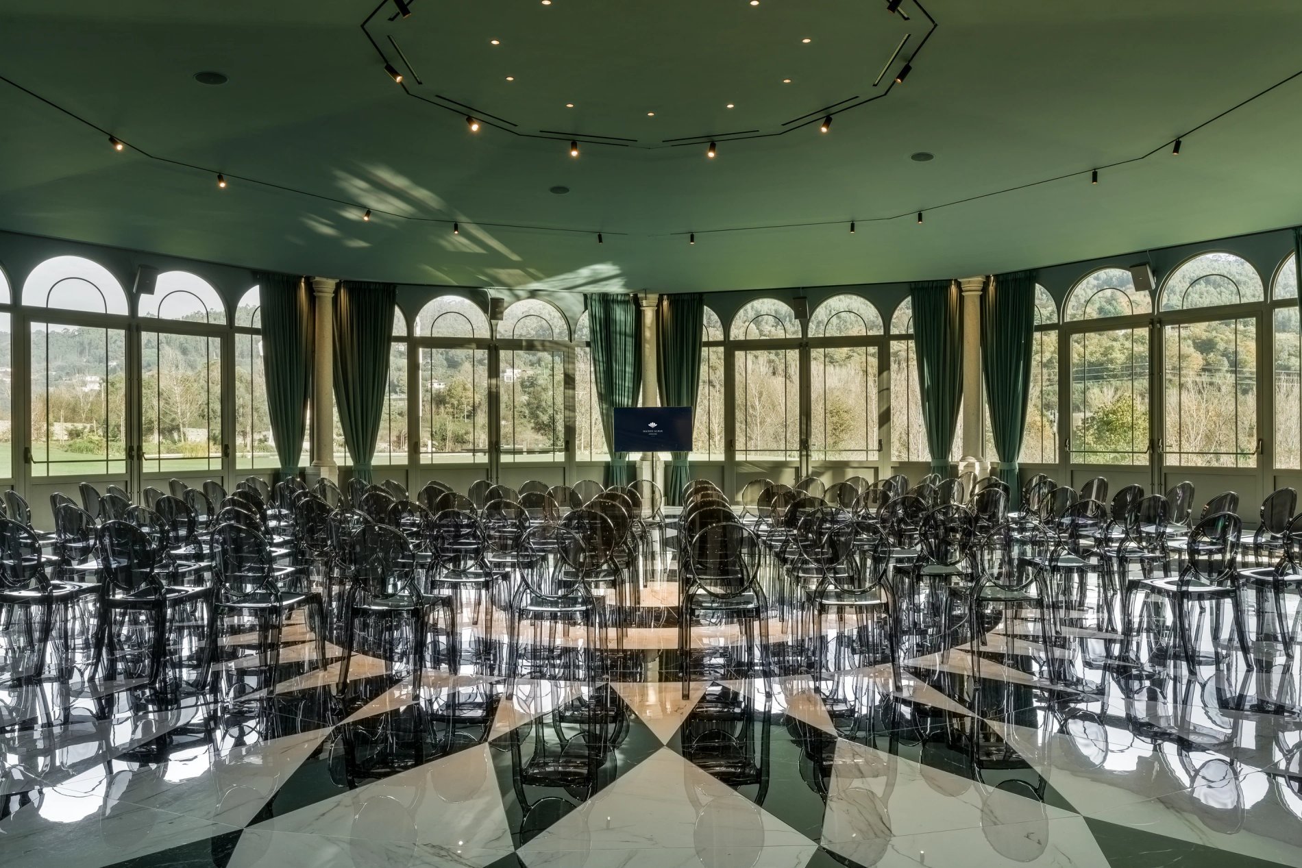 f86929d2-1919-4a04-b053-3a50bdb732c3