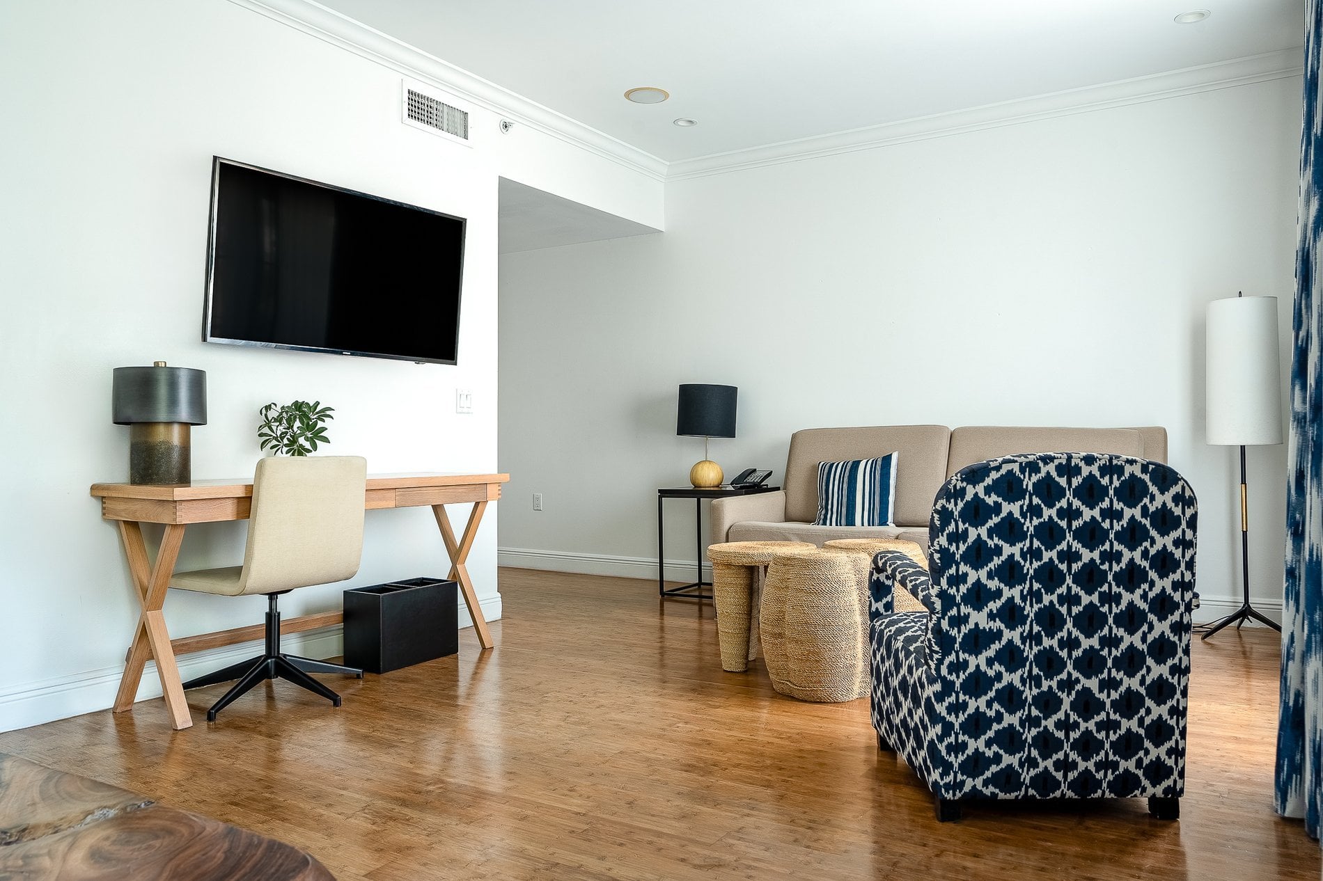 Hotel Suites Miami Beach - Junior Suite - Angler's Hotel