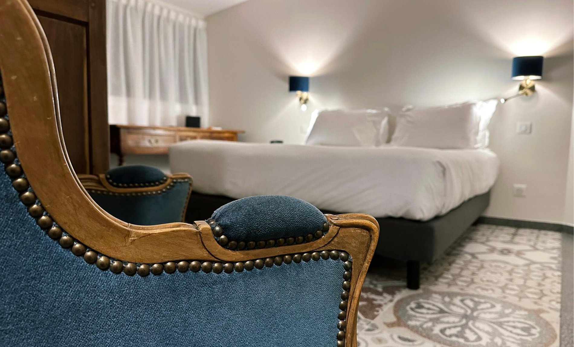 f8d308bb-2694-4d47-a699-0ae57dcbf996