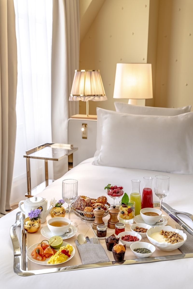hotel 9 confidentiel paris marais continental breakfast