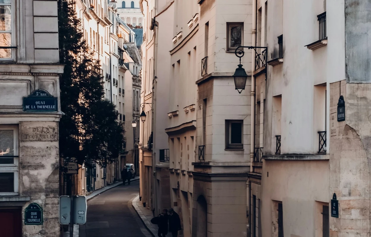 Hôtel Prince de Conti, Rue typique du 6ᵉ arrondissement à quelques pas de l’Hôtel Prince de Conti