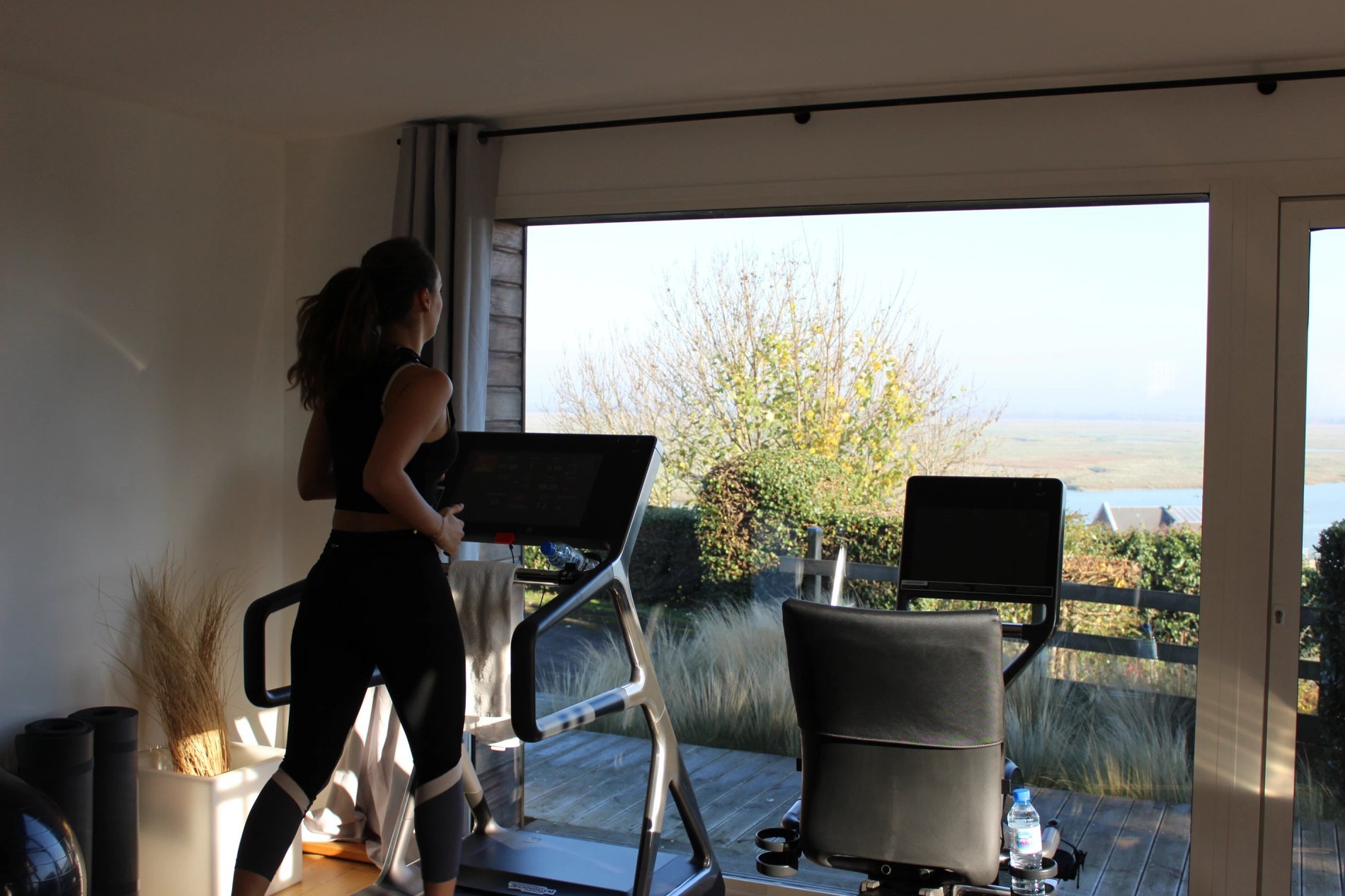 f9de379f-c0e7-4d88-b5bc-b62ccf5b9225