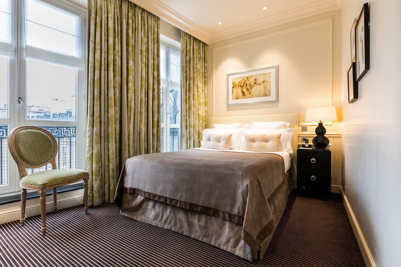 Luxury hotel rooms | 5 star hotel | Grand Hotel du Palais Royal