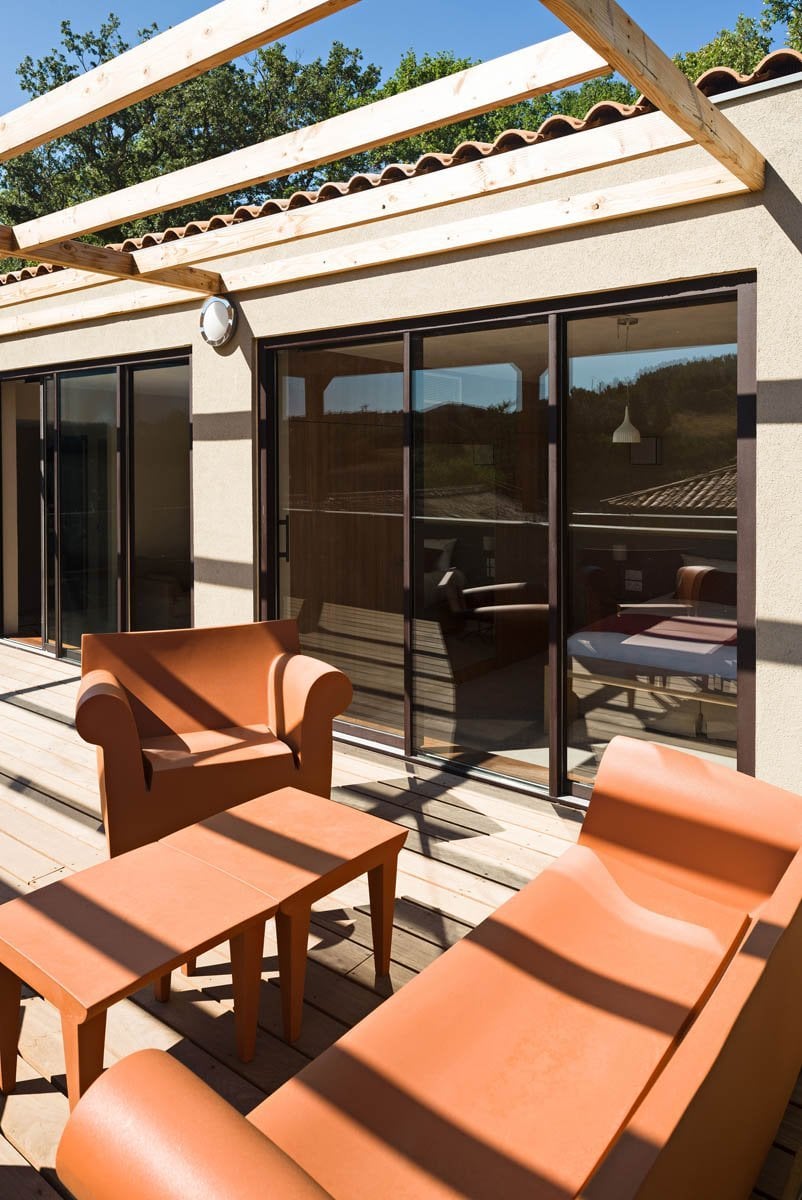 Terrasse d'une Suite de l'Hôtel Moulin des Vernègues
