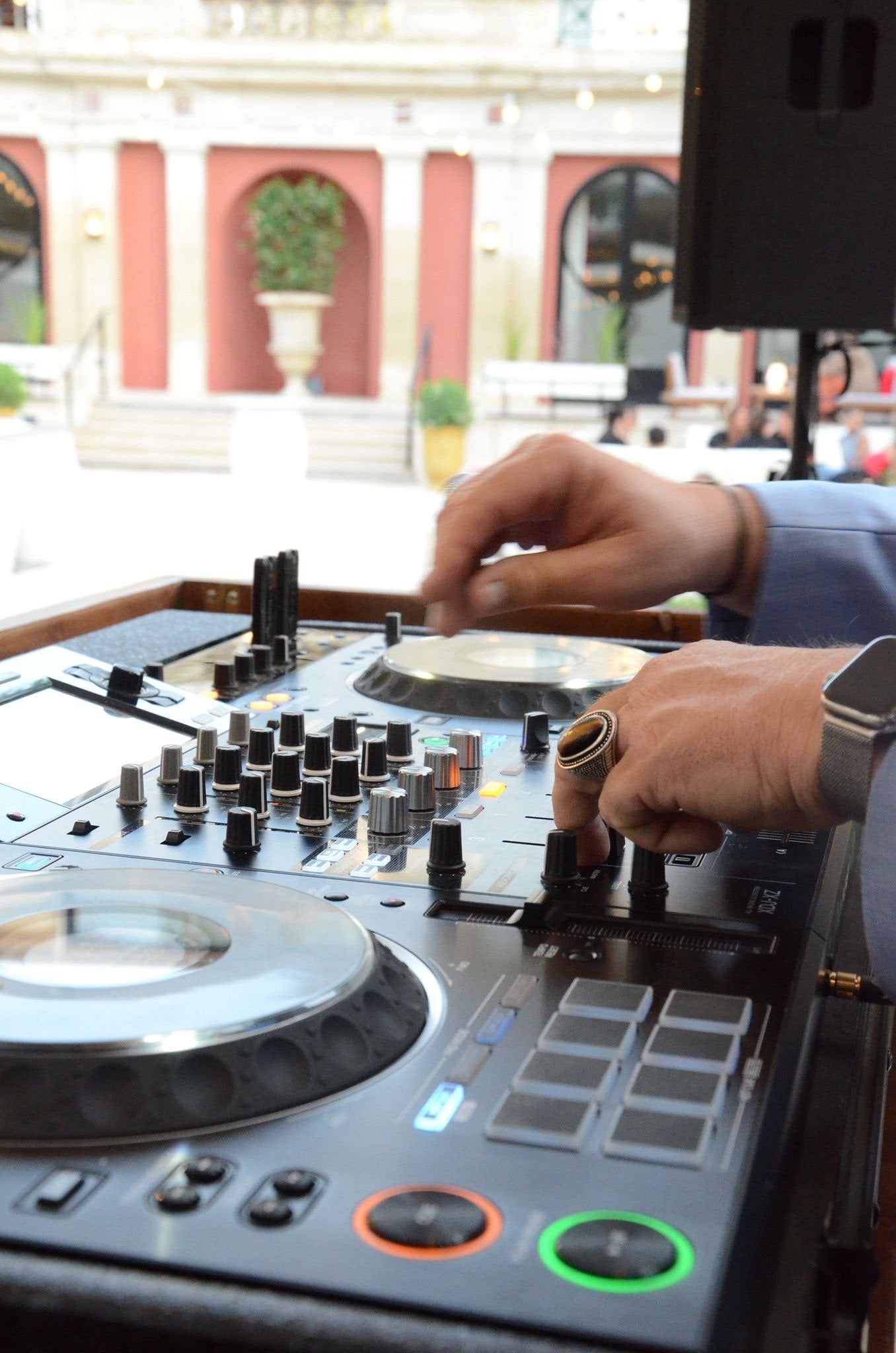 fb5fa3a8-4b60-4059-b44e-e4731b0b7e1b