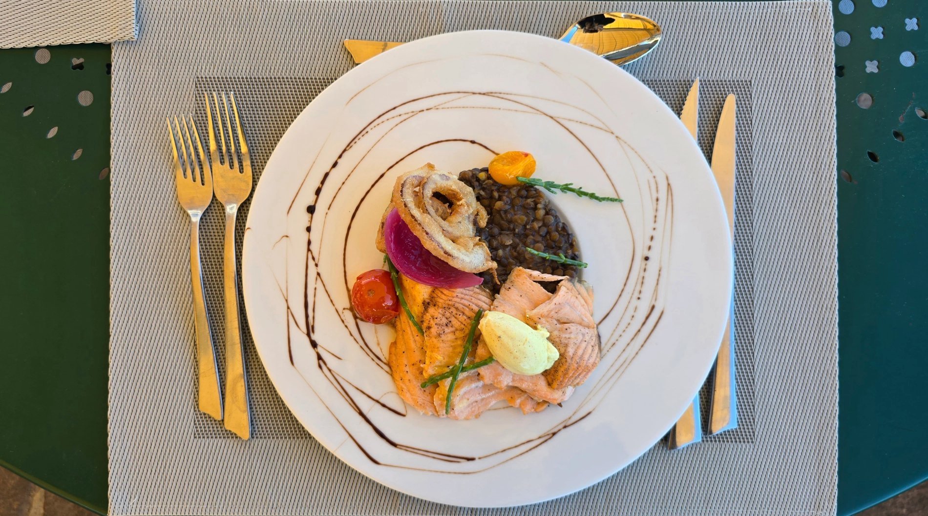 fb94a93f-3e2b-4636-bb1a-113351bafe5b