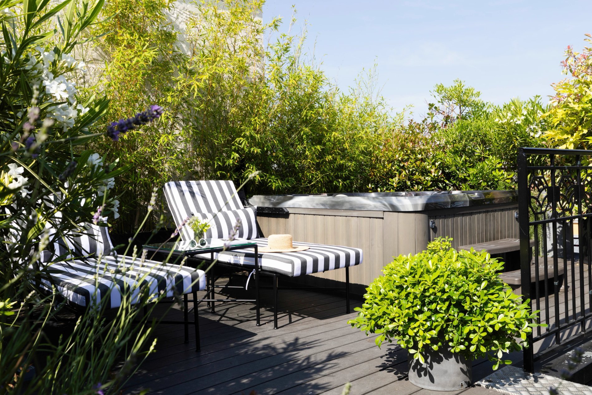 Hôtel Félicien Suite Terrasse Jacuzzi Sky