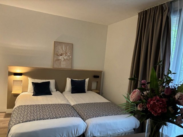 fda1422e-328a-4f27-8c61-998d4bfc32ee