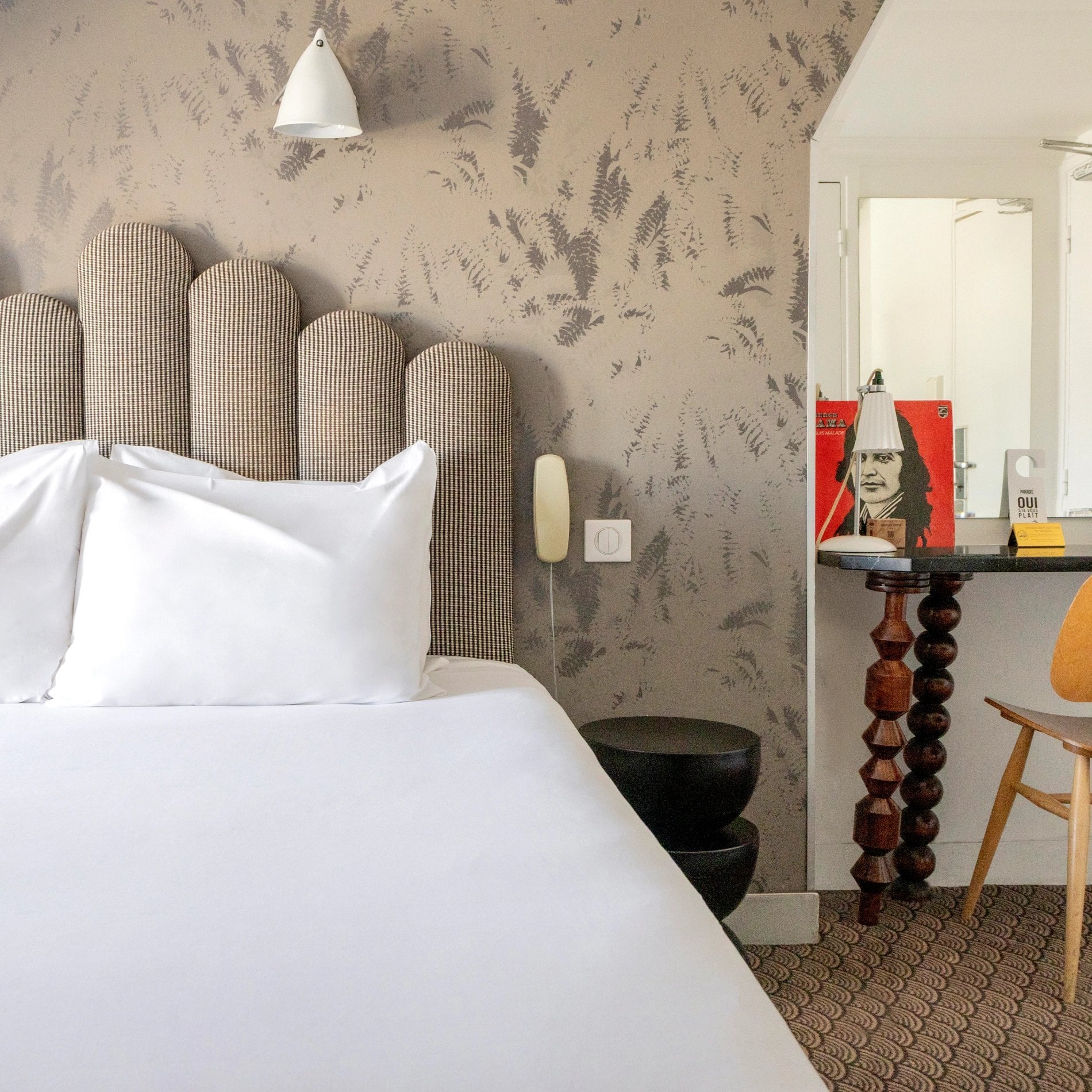 fda21654-e28d-4e01-a118-9b3e06390394