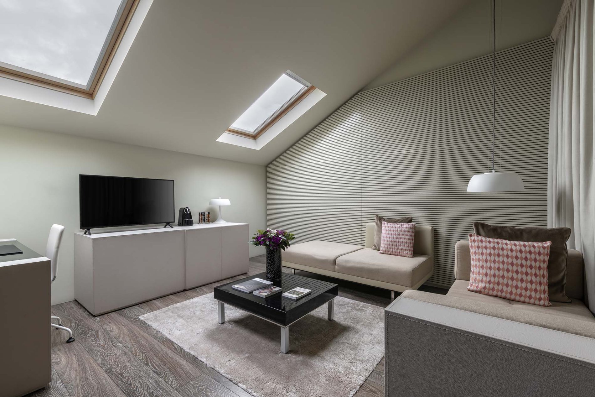 Luxury suites  Lisbon 9 Hotel Mercy