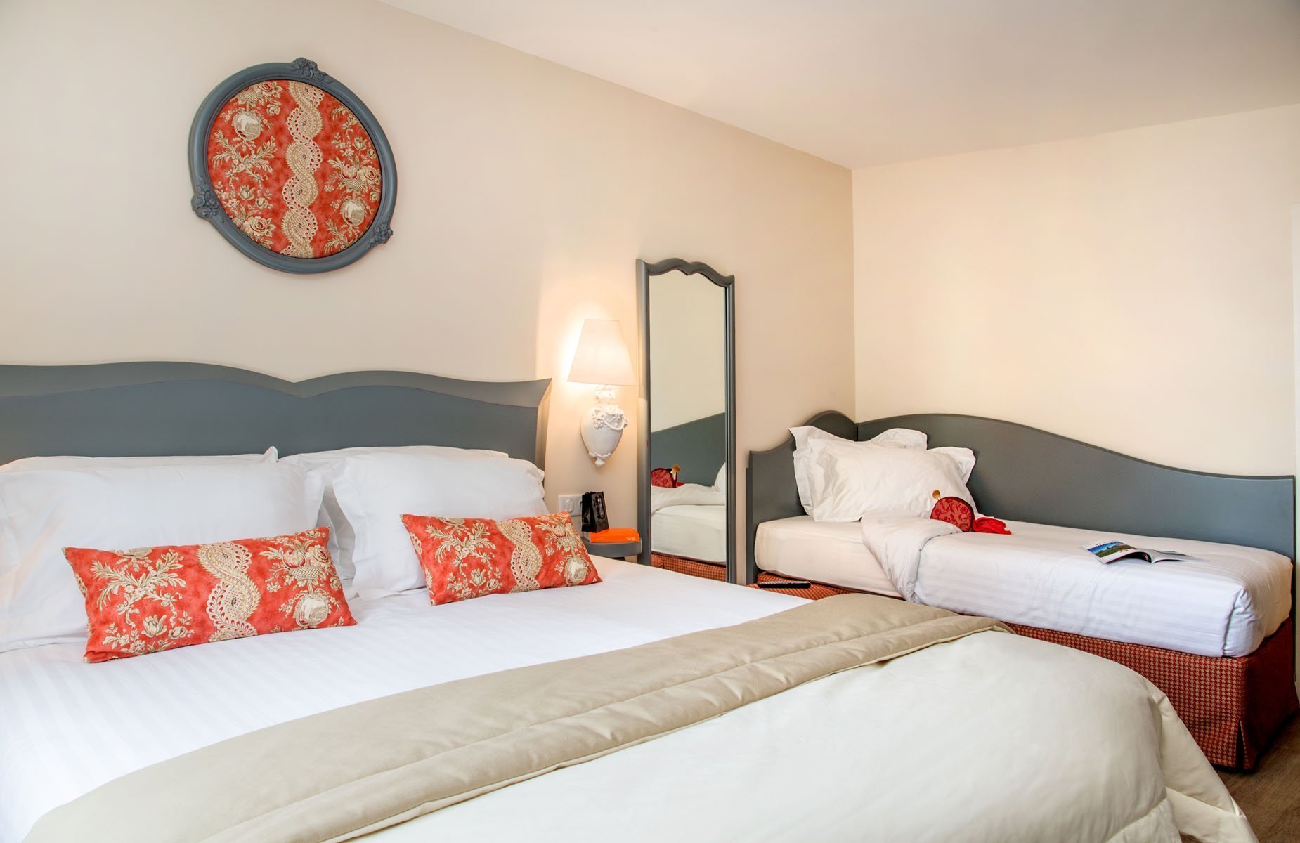 Relais des Trois Châteaux | Family Room
