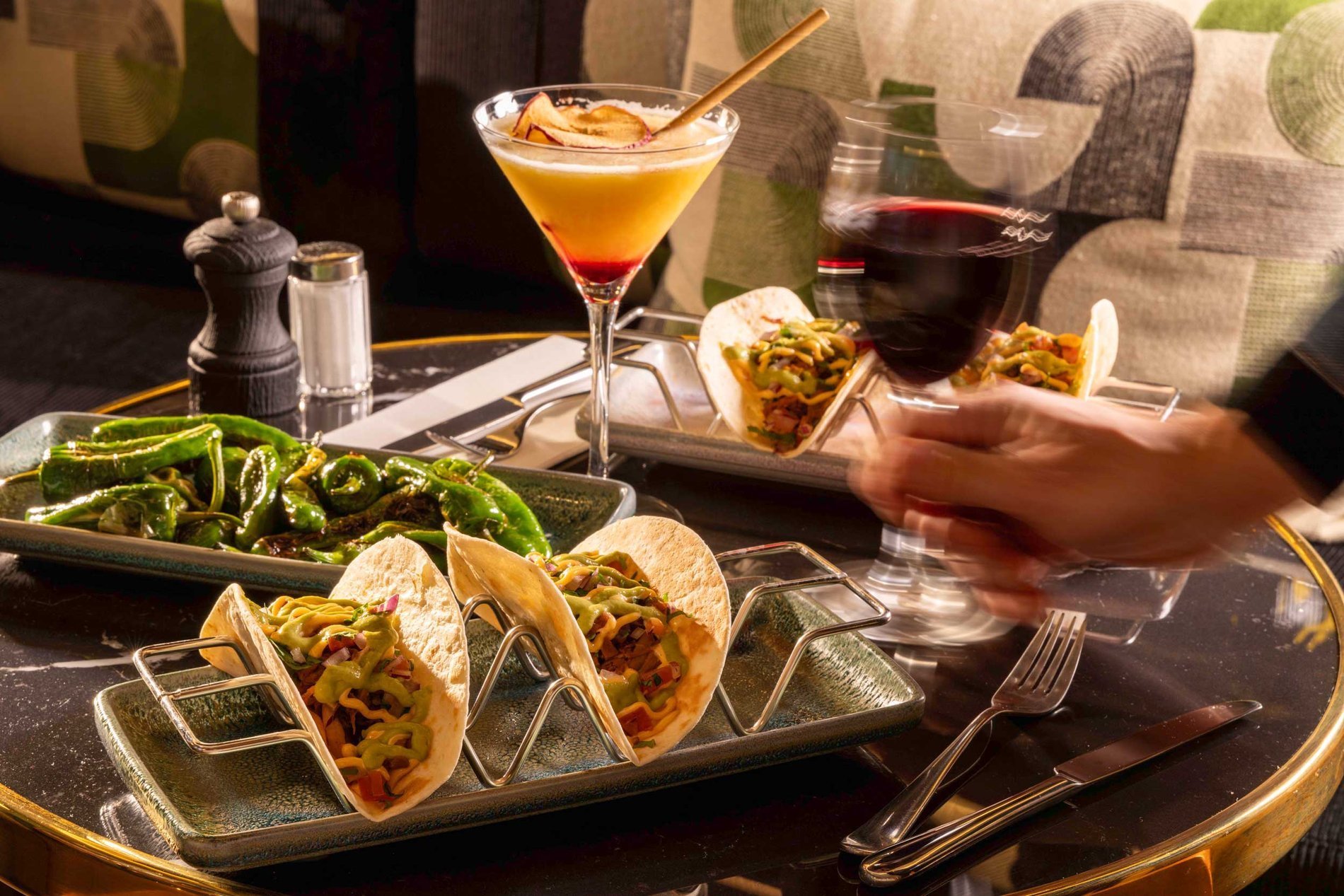 fe5e8887-fcdf-4baf-ac83-808f64e24555