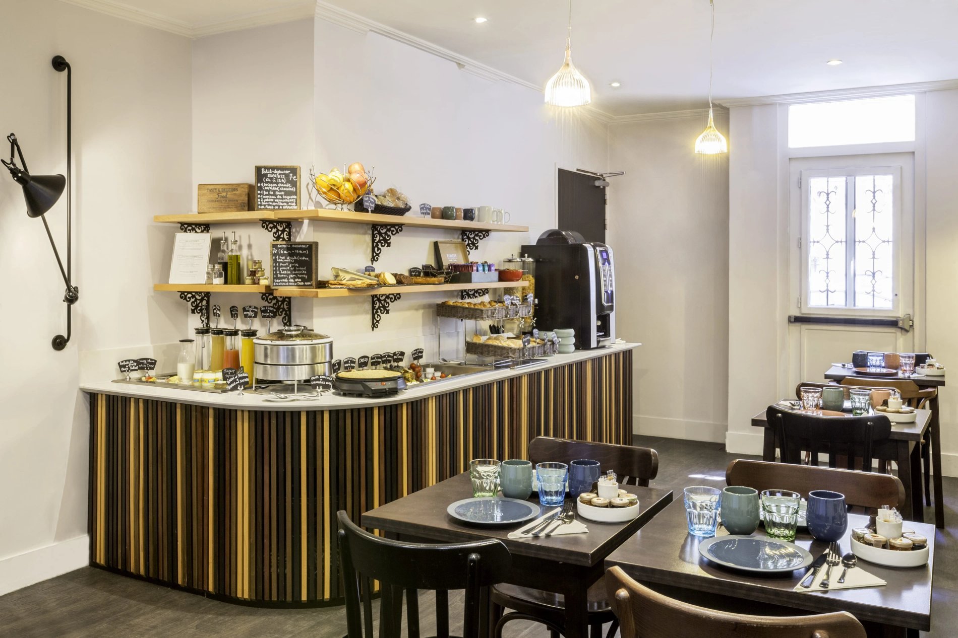 Best Western Plus la demeure breakfast buffet