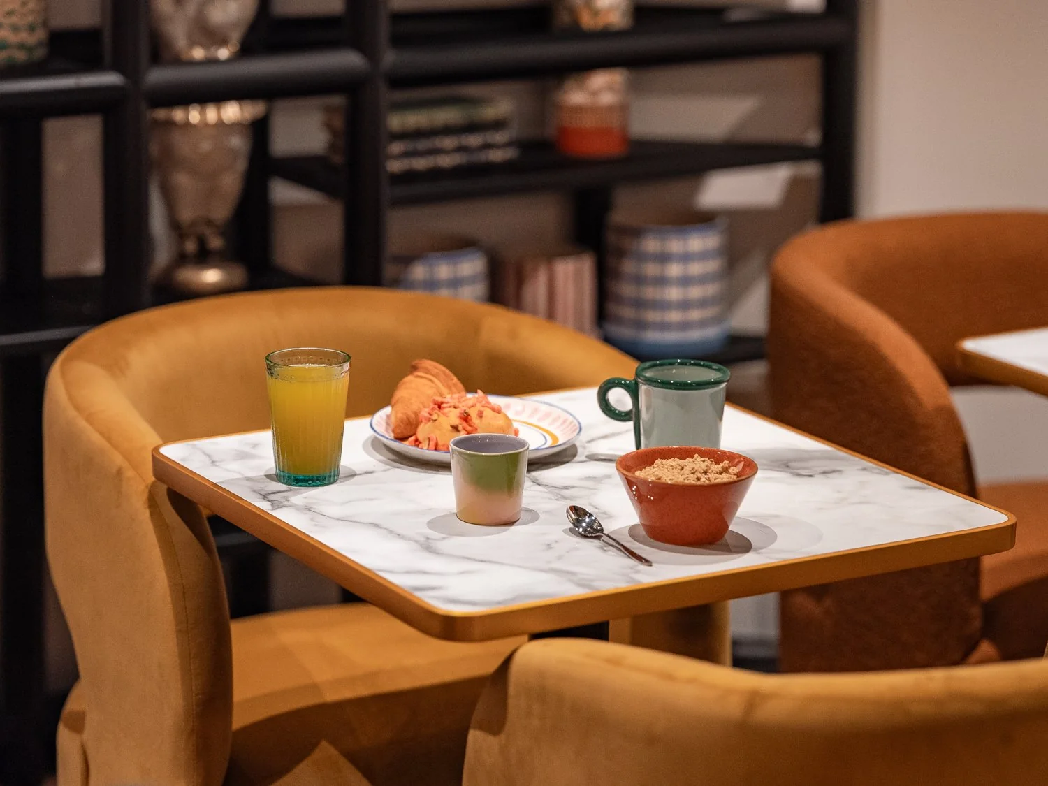 fe9429e9-17b3-409c-8efd-3a34241d9485