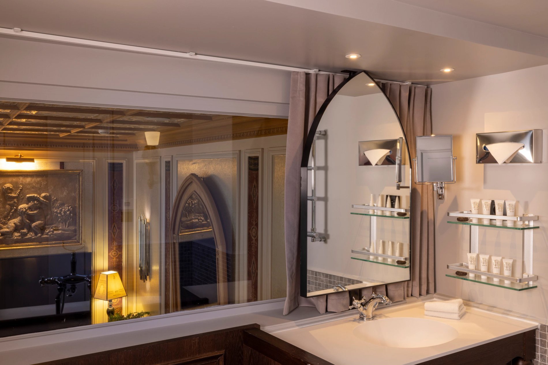 Maison Cardinal Furstemberg Airbnb Rent Appartment Bathroom