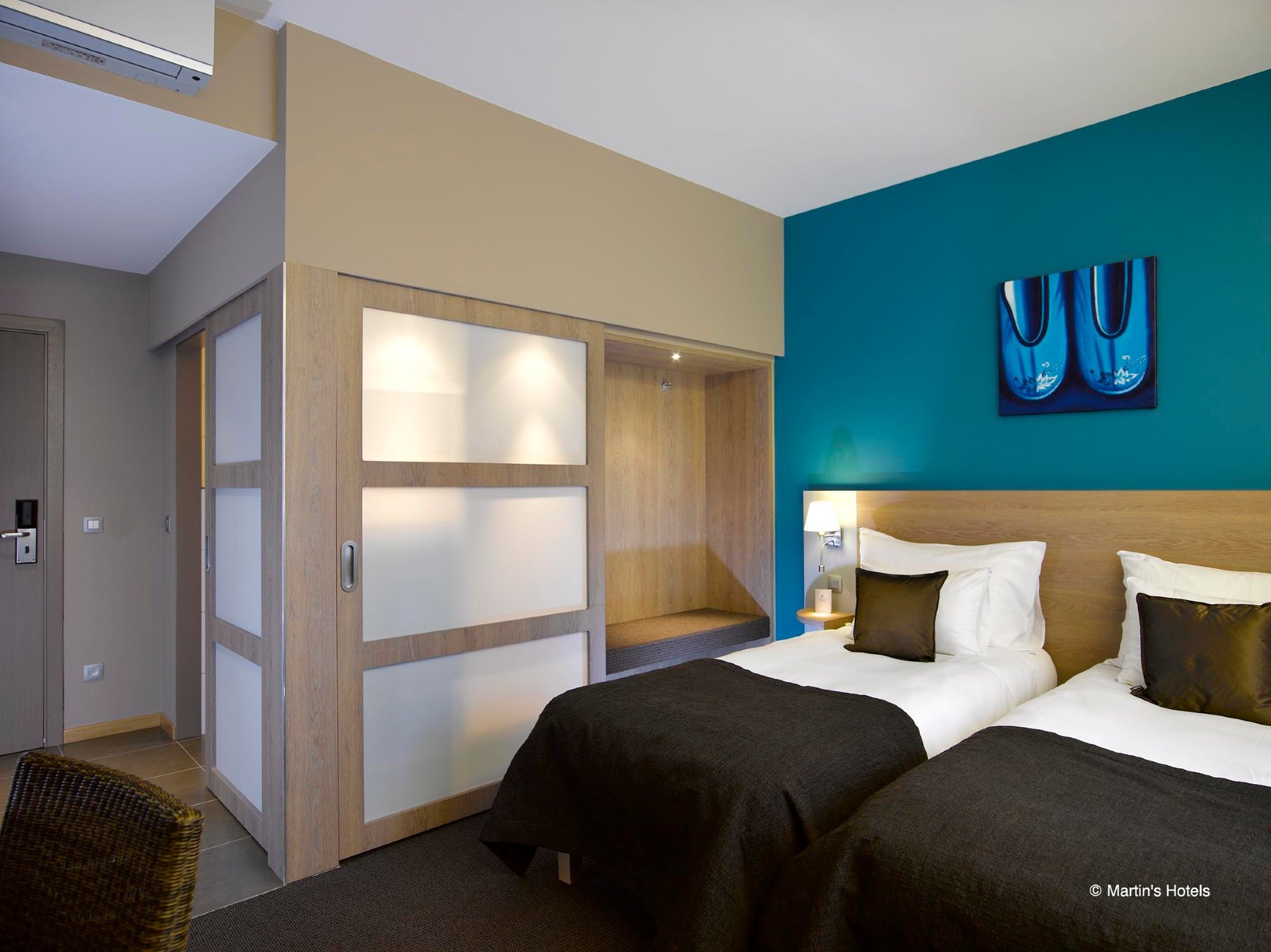 ff1fe80f-965e-49c0-8b88-3c1ab039c83c