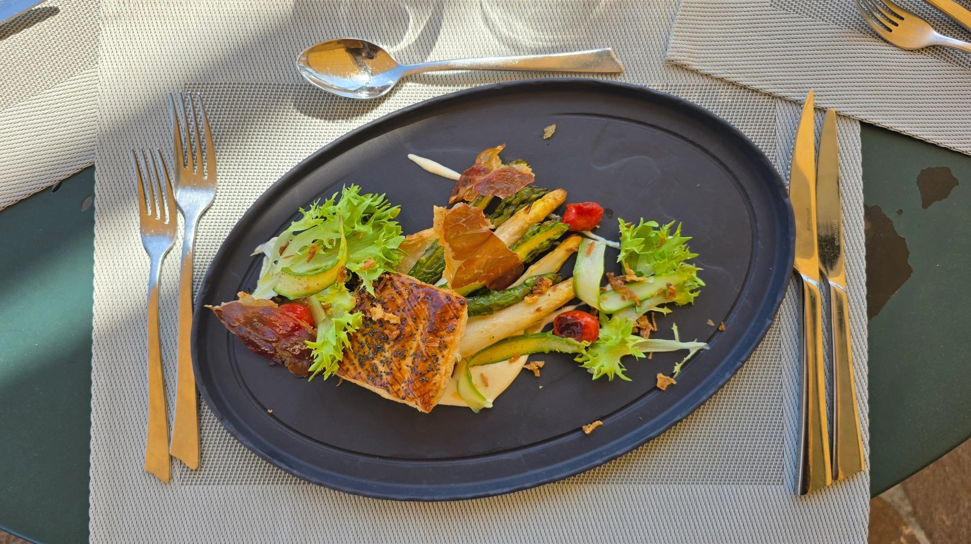 ff2106f6-725c-4969-983b-2ff2de9ec2c0