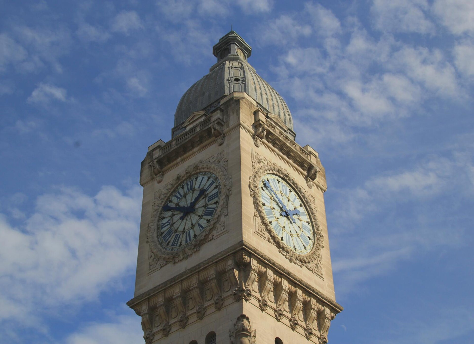 Reloj Gare de Lyon en Paris