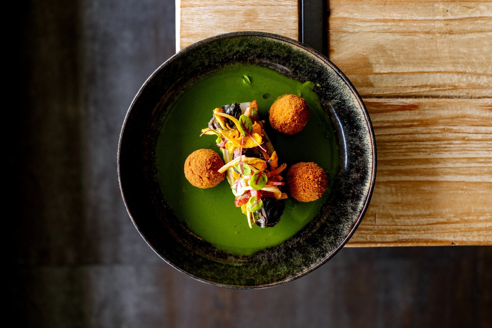 ffa527d6-2aba-4bc3-bf11-6a1d6f409673