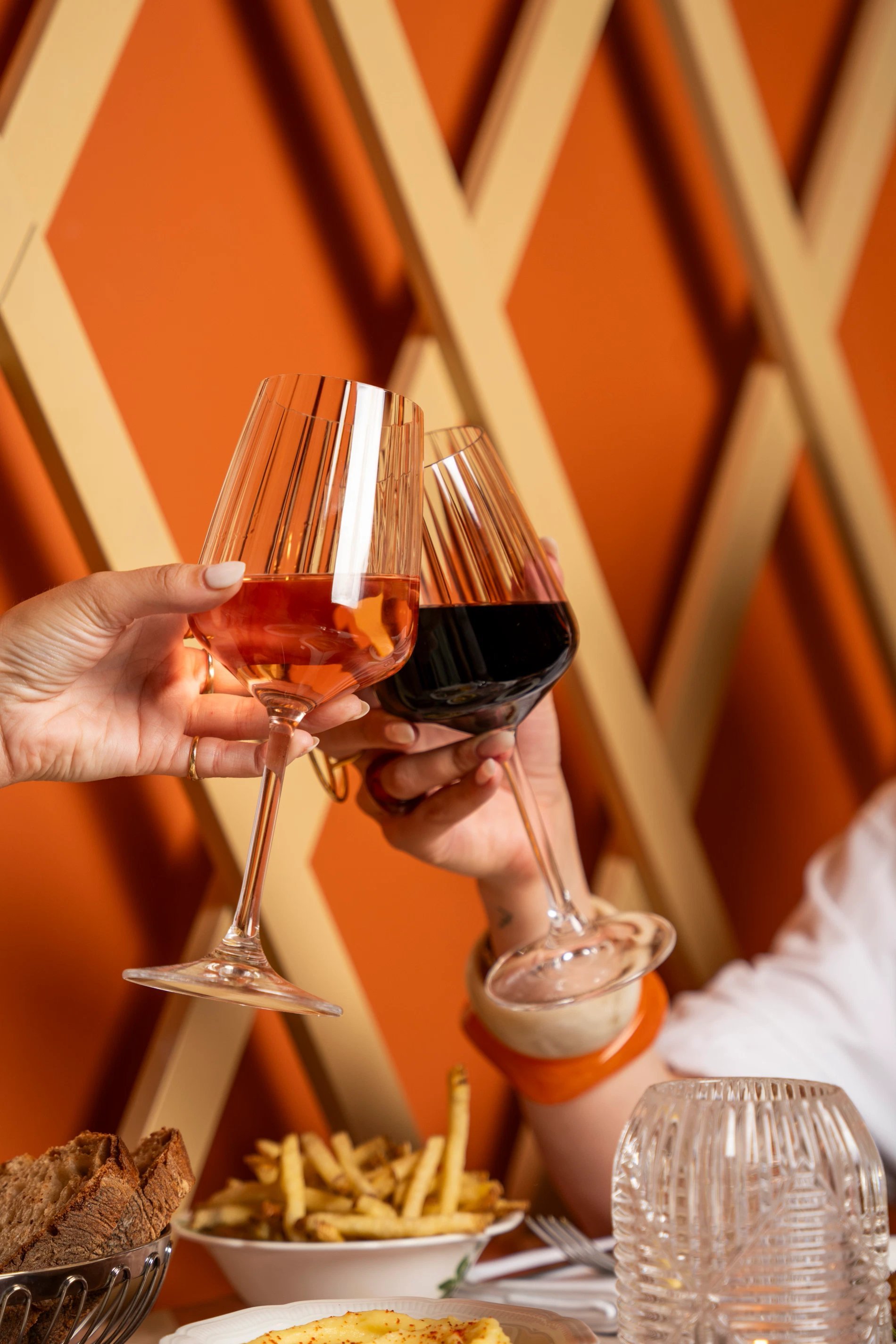 ffd3e037-6a18-4f59-84b9-270584a83308