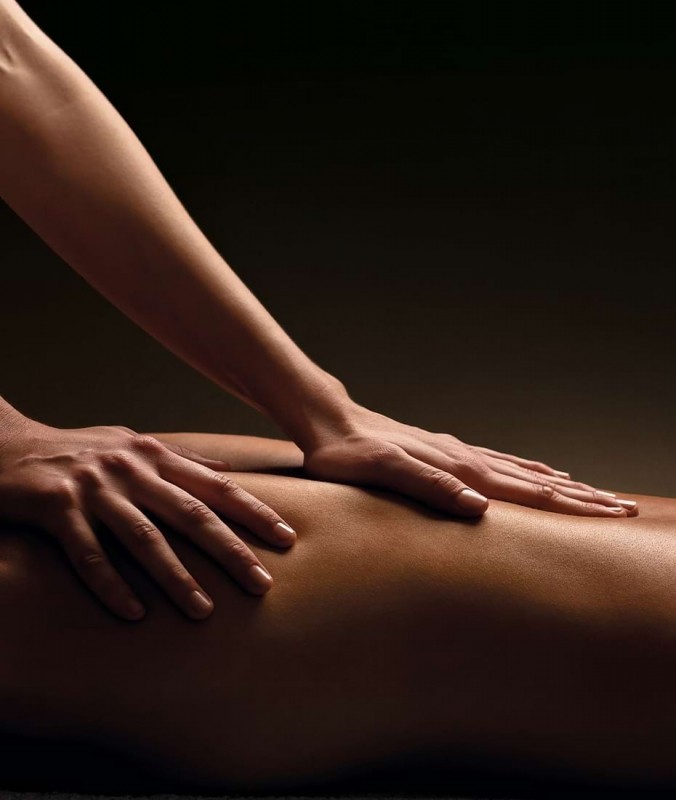 18/2024/Photos/Photos/Spa/Ella_Bache/collection-spa-rituel-pro-relaxant-a-la-rose.jpg