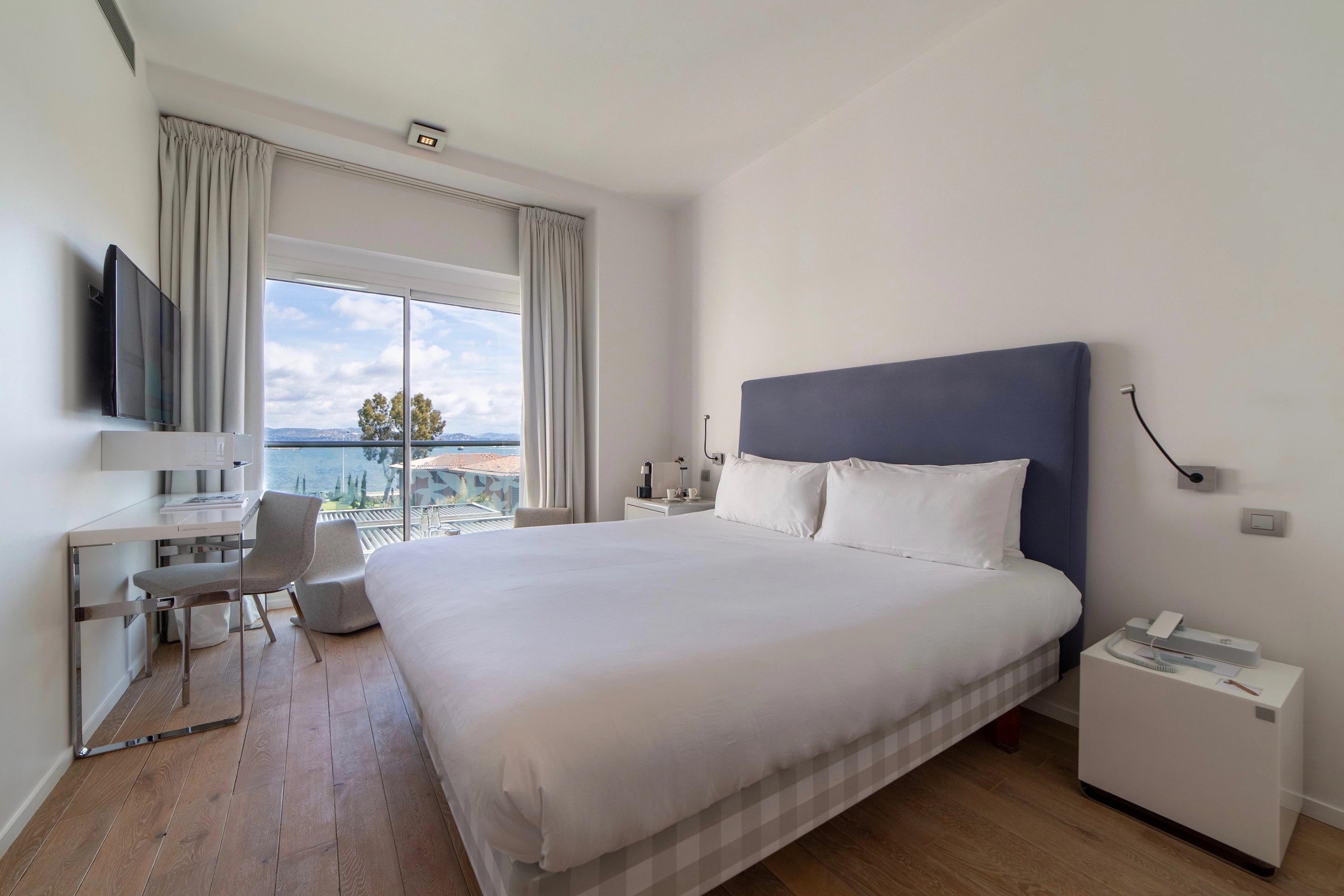 Kube Saint-Tropez - Classic WHITE Sea Room