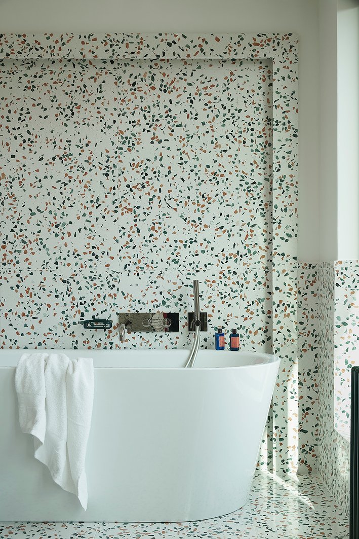 Boutique hôtel design Paris France Pigalle Le Ballu 4 étoiles chambre suite salle de bain