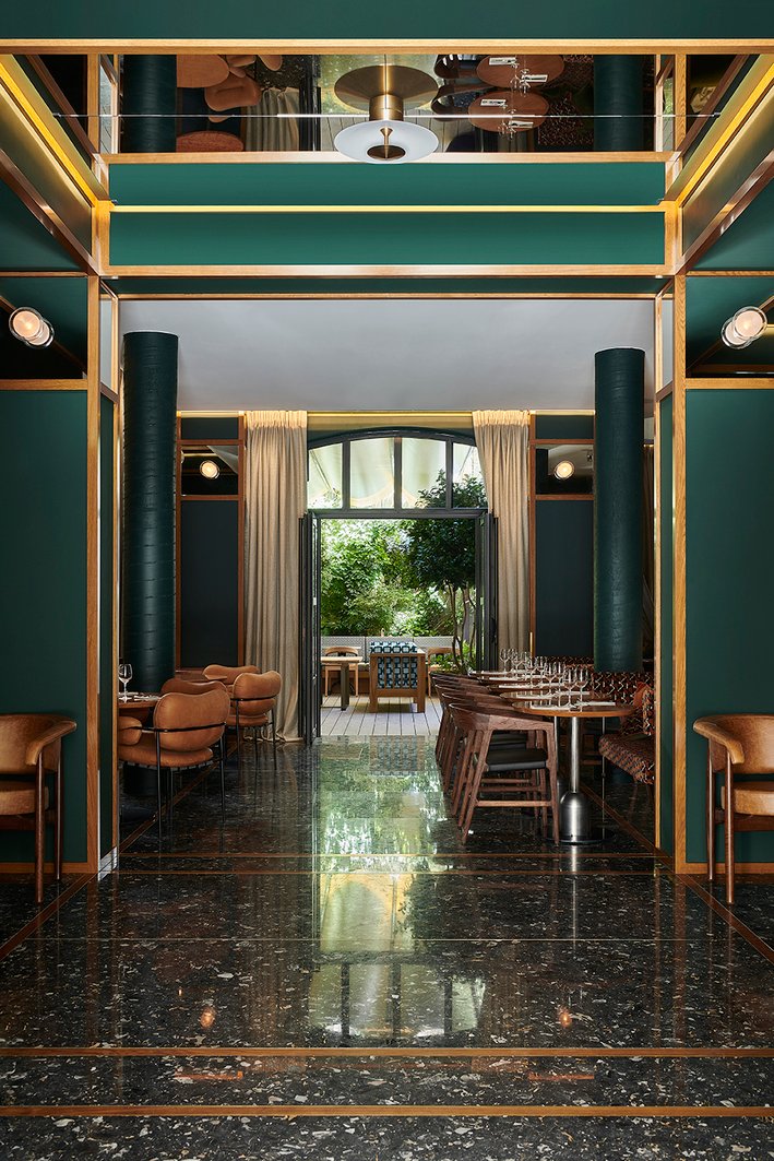 Boutique hôtel design Paris France Le Ballu 4 étoiles restaurant chef Michaël Riss