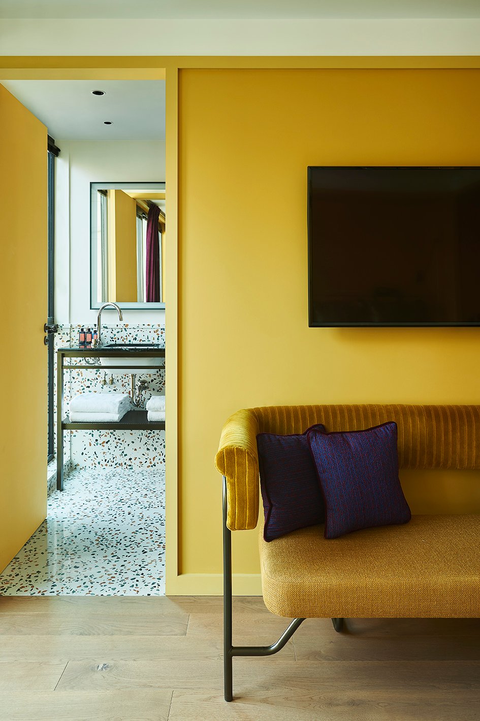 Boutique hôtel design Paris France Clichy Le Ballu 4 étoiles chambre suite