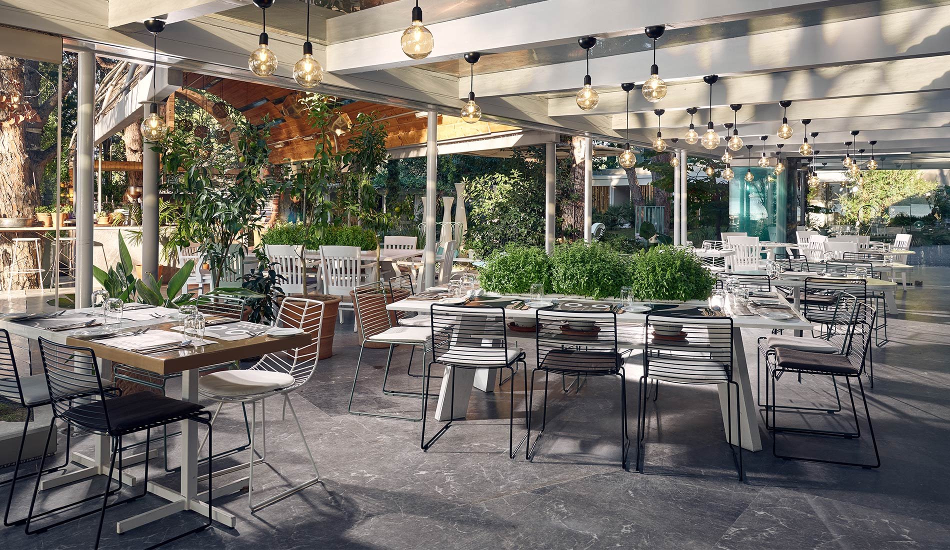 resort de luxe atypique Ekies all senses resort 4 étoiles Vourvourou Grèce restaurant