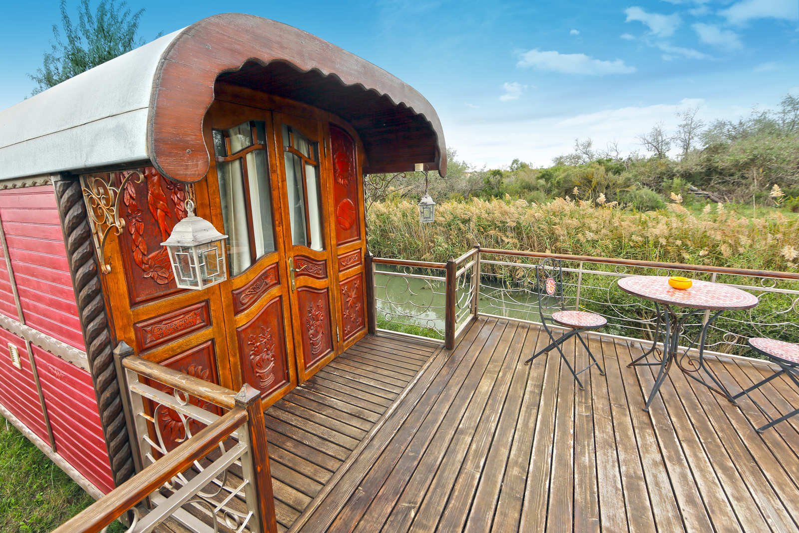 Boutique hôtel de luxe Camargue France - Mas de la Fouque – chambre suite roulottes