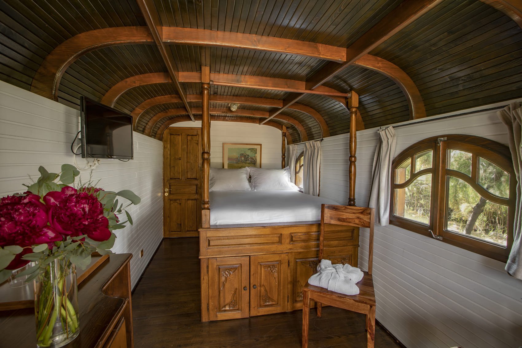 Boutique hôtel de luxe Camargue France - Mas de la Fouque – chambre suite roulottes