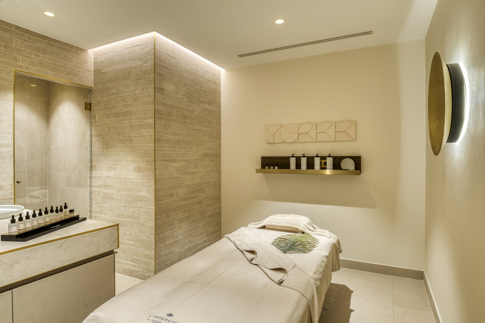 Meilleur boutique hôtel design Nîmes Maison Albar Hotel L'Imperator 5* piscine spa Codage