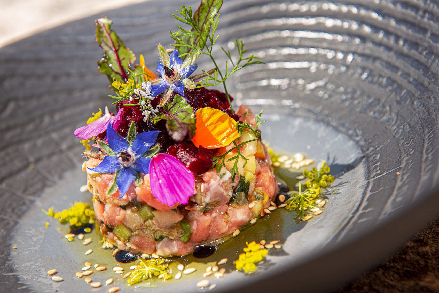 Boutique-hôtel 5* en Provence - Château de Massillan - Chef Mickael Furnion - restaurant étoilé Le M - restaurant