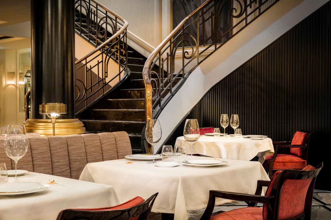 Boutique hôtel design Porto Maison Albar Le Monumental Palace 5 étoiles chef étoilé Julien Montbabut restaurant gastronomique Le Monument