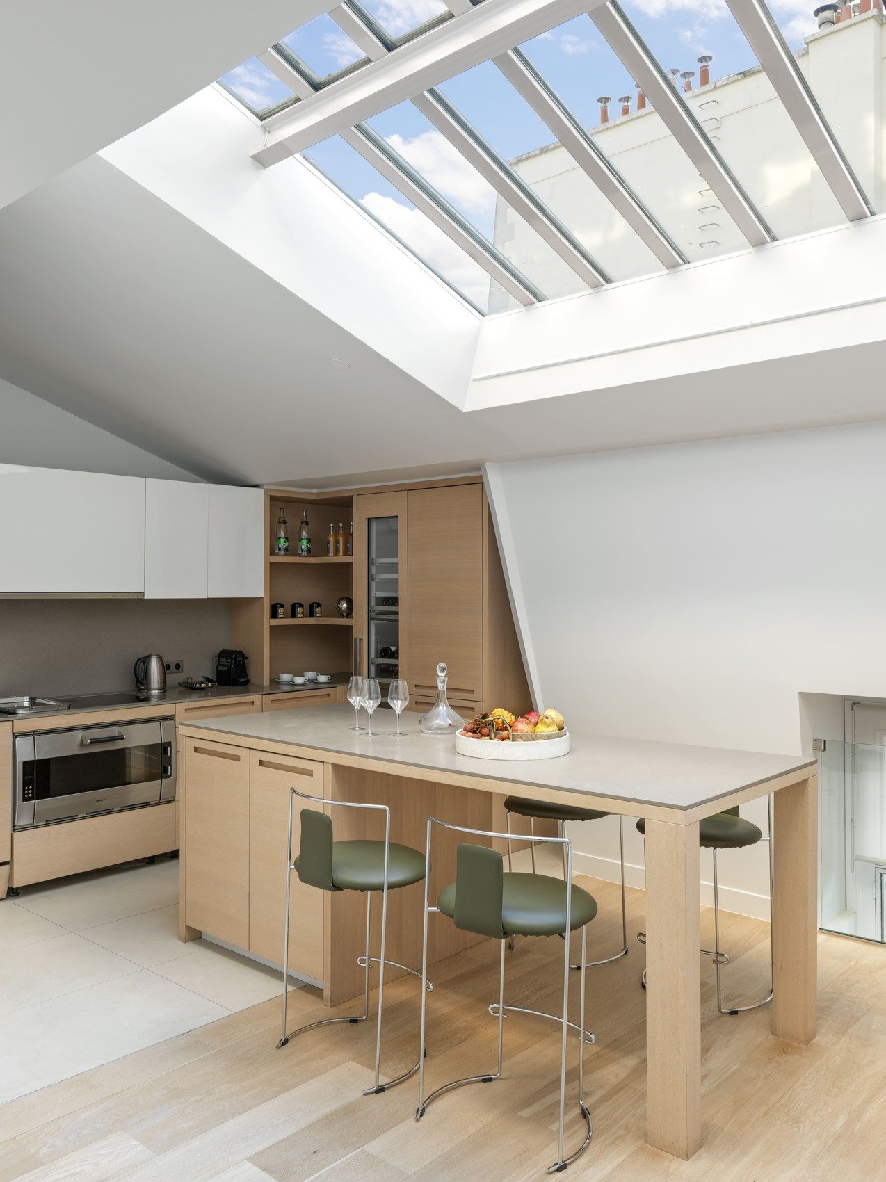 Hôtel de luxe Pourtalès 5 étoiles cuisine design La Madeleine Paris