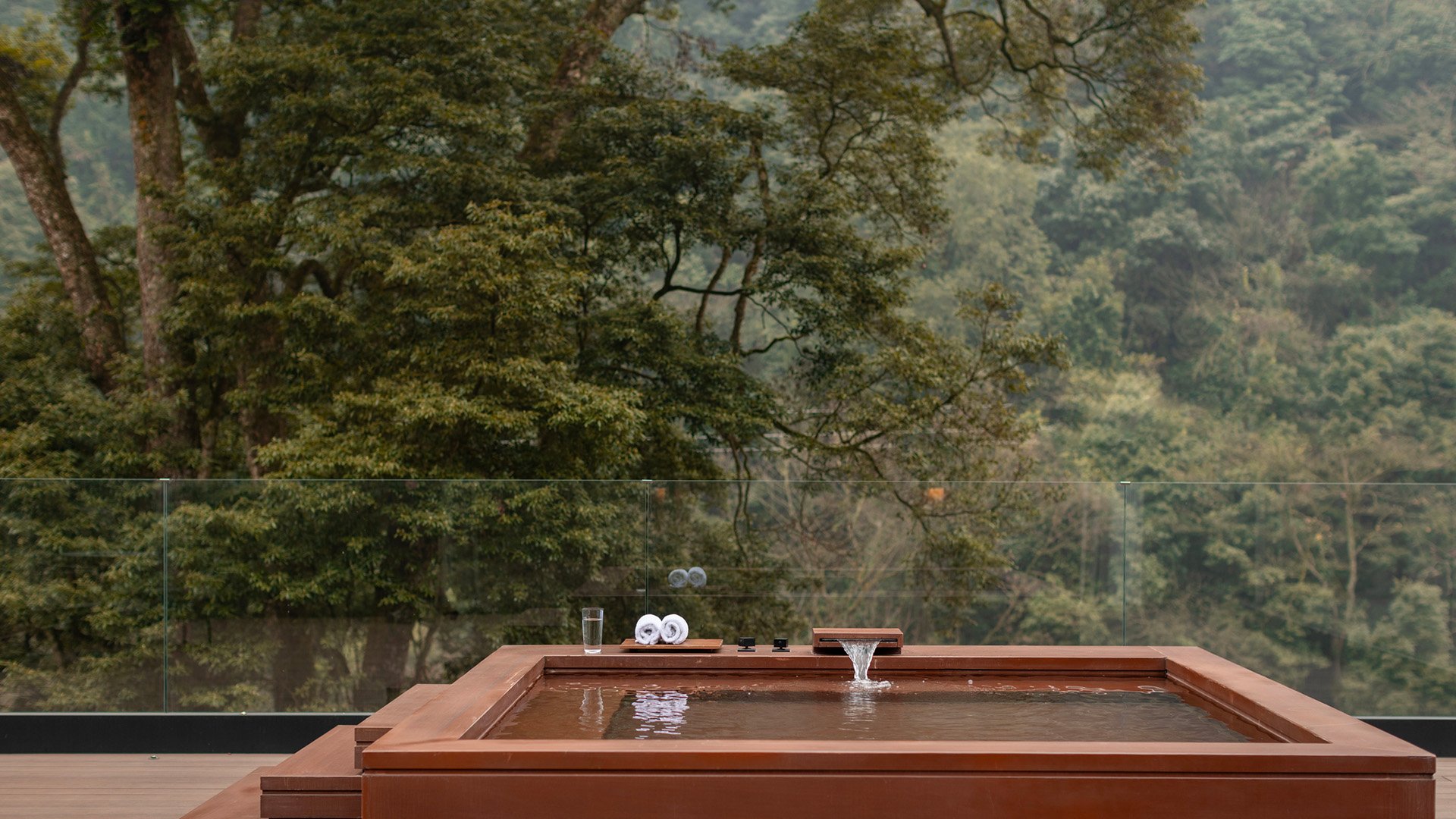 Zoland Resort Hotel - outside