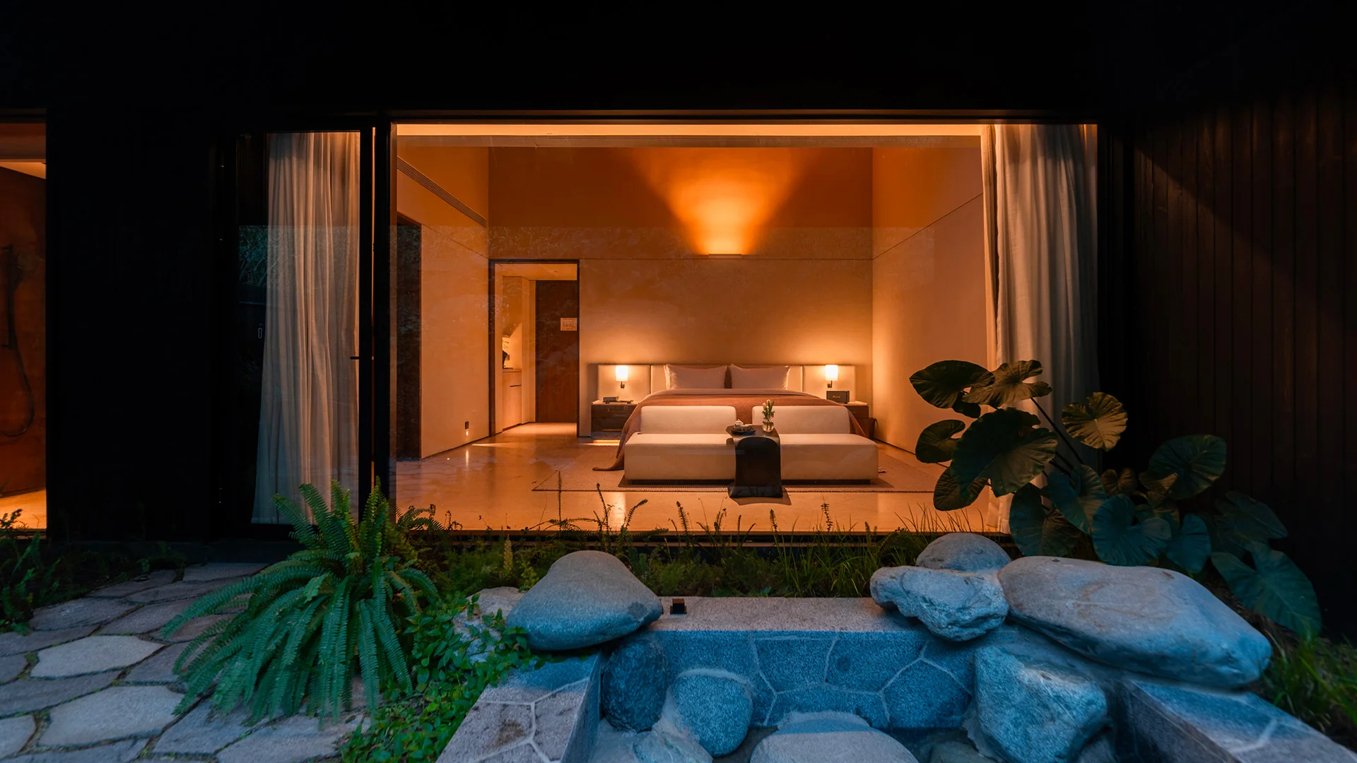Zoland Resort Hotel - bedroom