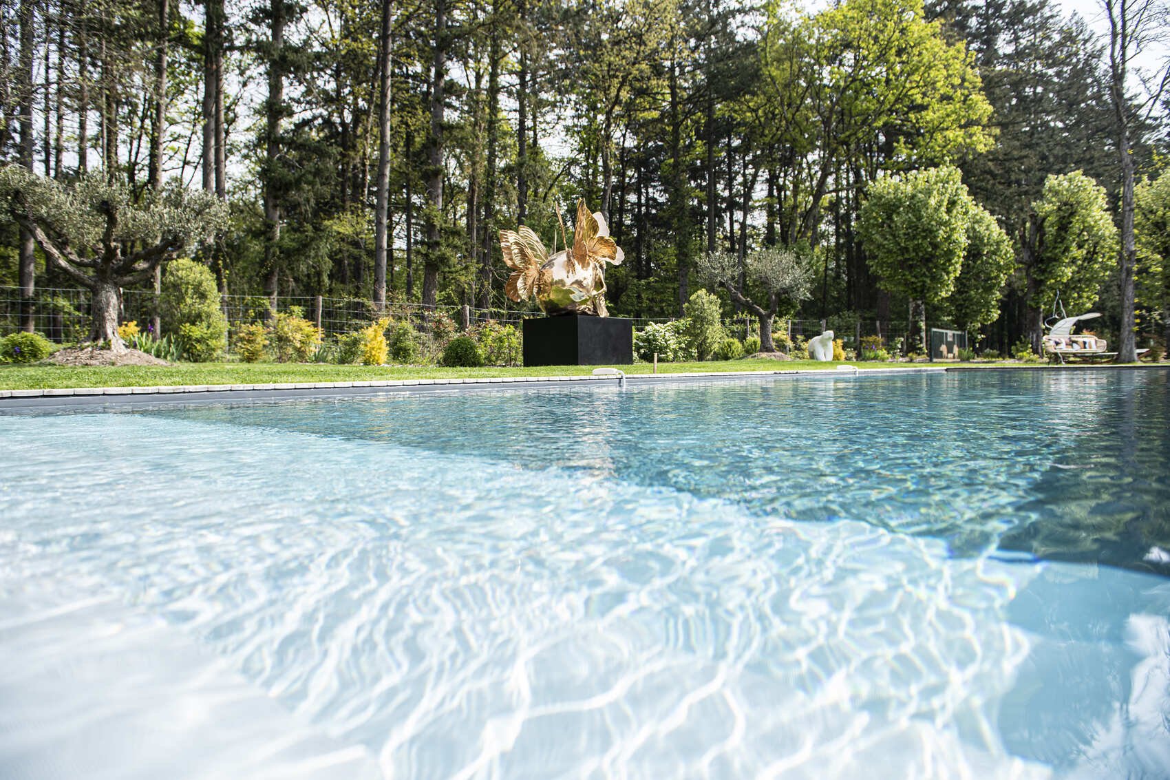 222/Loire_Valley_Lodges/Loire_Valley_Lodges_TemptingPlaces_swimming_pool_2.jpg